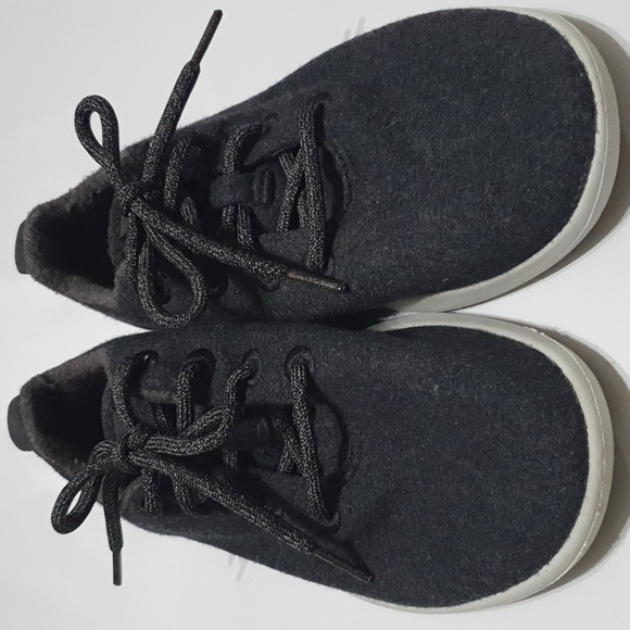 Allbirds Wool Runner Everyday Sneakers - Picture 4 of 11